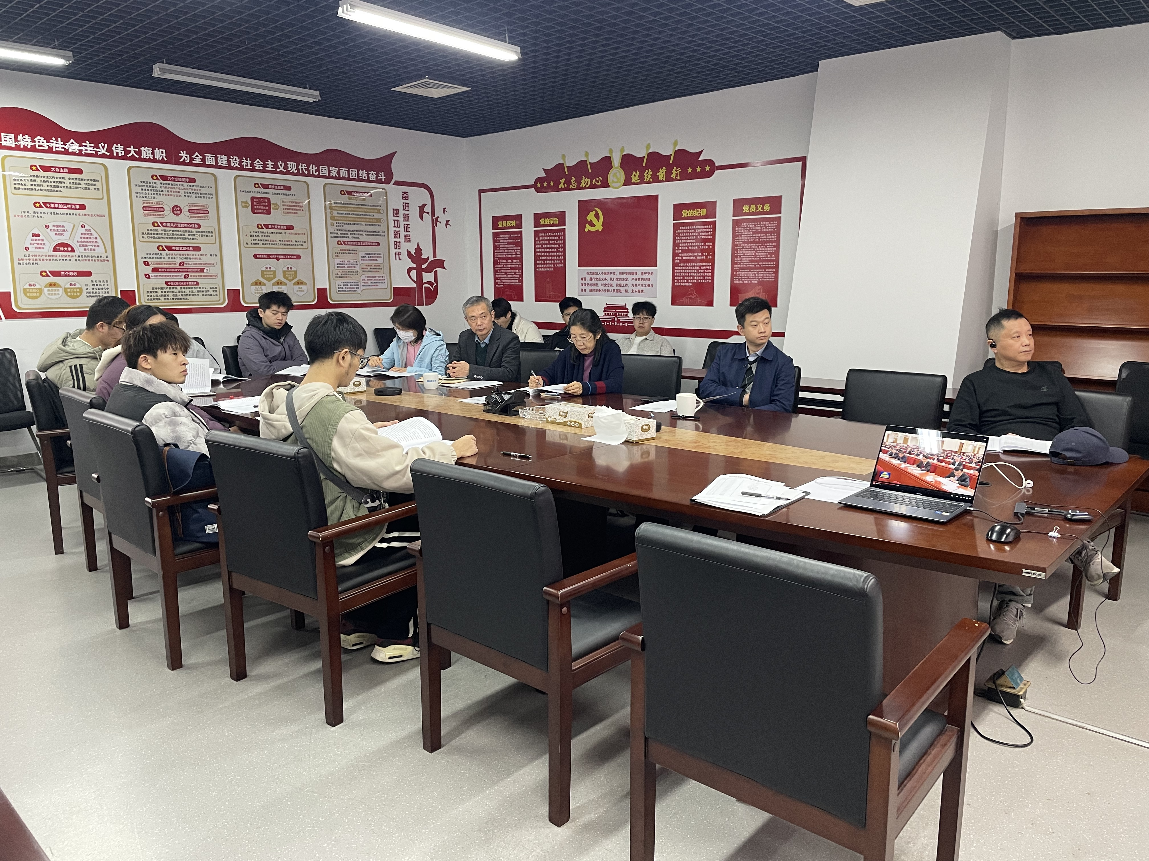 图片2.png 图片2.png